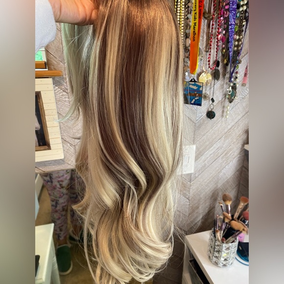 Chelsey Smith Cosmetics Haper Royalty Coloring - Picture 7 of 10